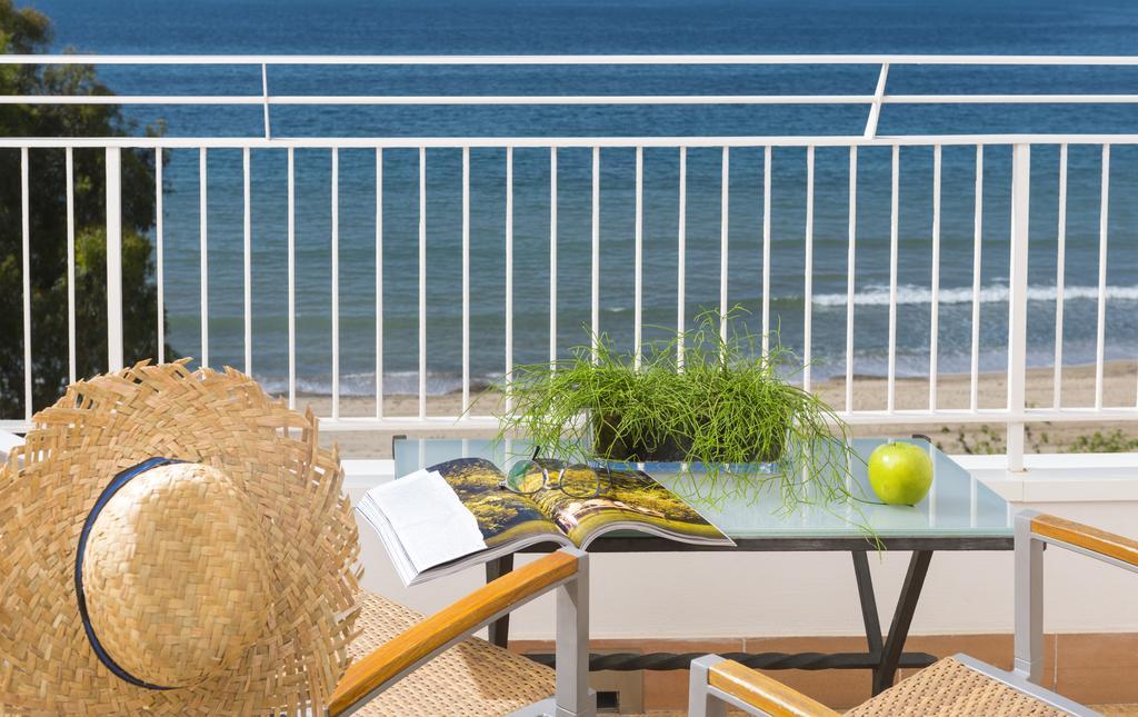 Hotel & Spa Terraza 4 Sup Roses Exterior foto